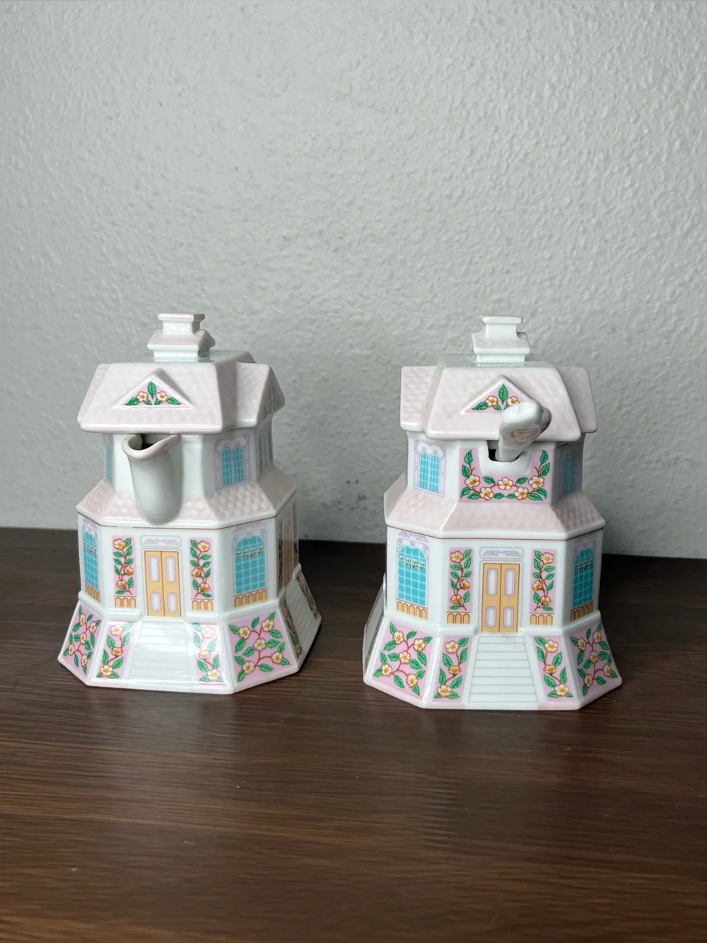 Lenox Village Confectionery And Creamery Sugar & Creamer Set w/ Spoon 1991